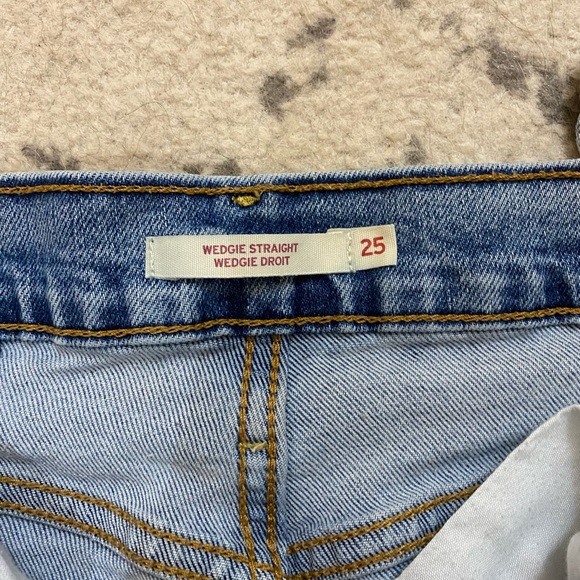 Levi’s Straight Leg Jean - Picture 4 of 5